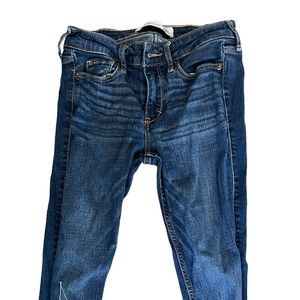 COPY - Abercrombie and fitch 

Jeans super skinny
